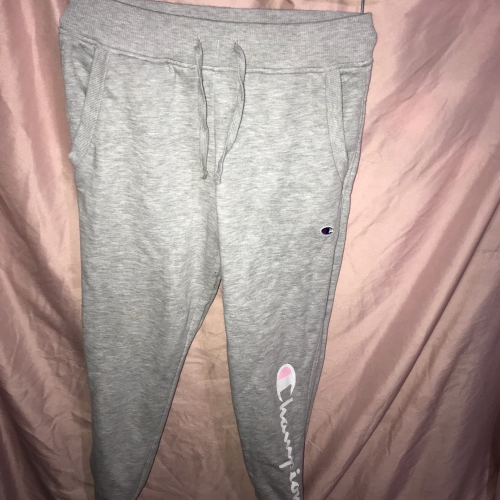Youth medium . Champion joggers